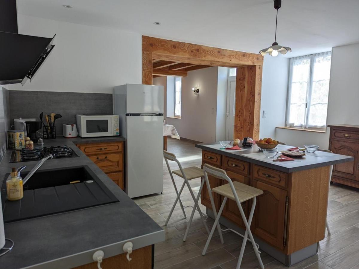 Gîte Puyréaux, 3 pièces, 4 personnes - FR-1-653-98 Extérieur photo
