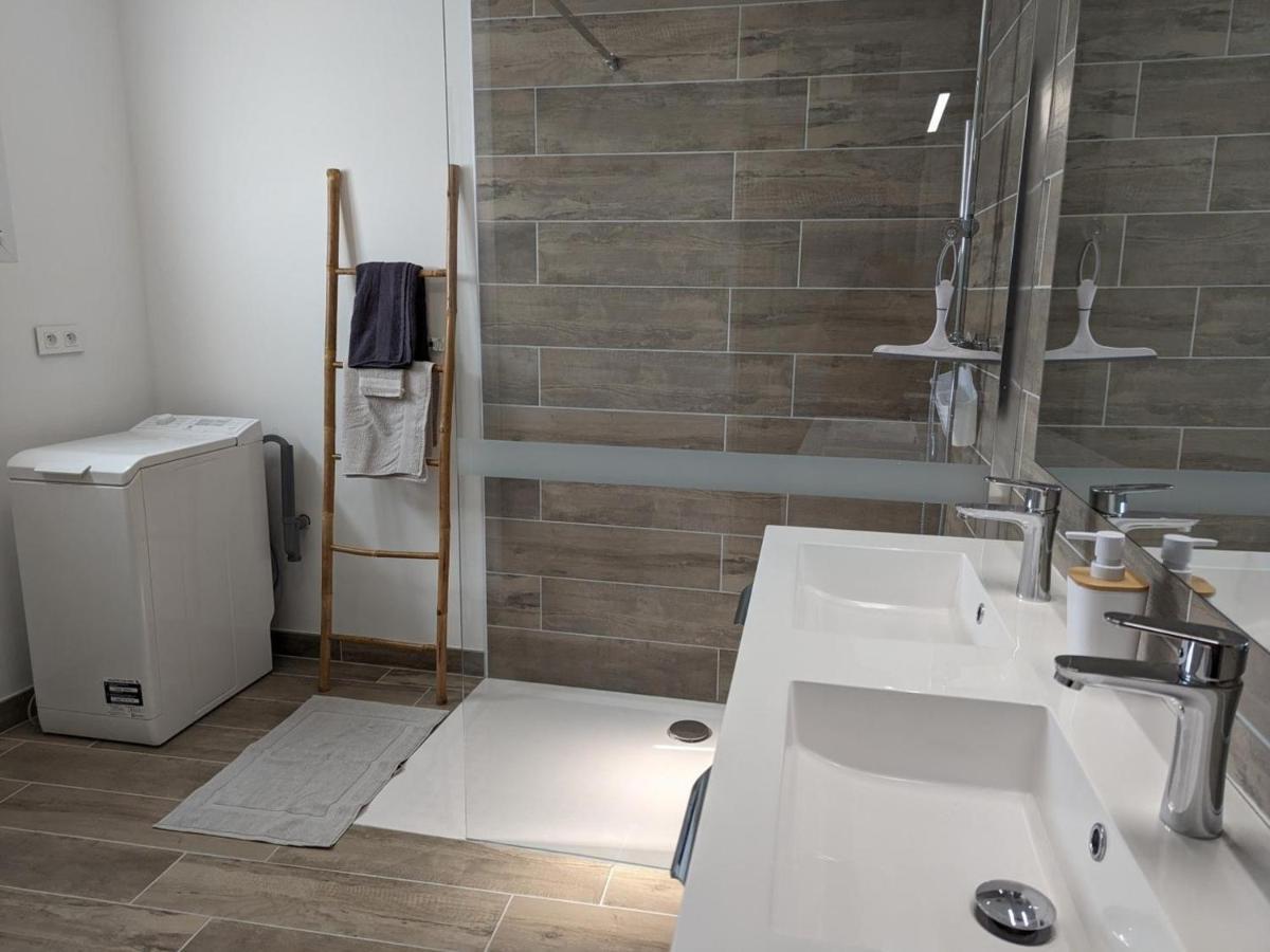 Gîte Puyréaux, 3 pièces, 4 personnes - FR-1-653-98 Extérieur photo