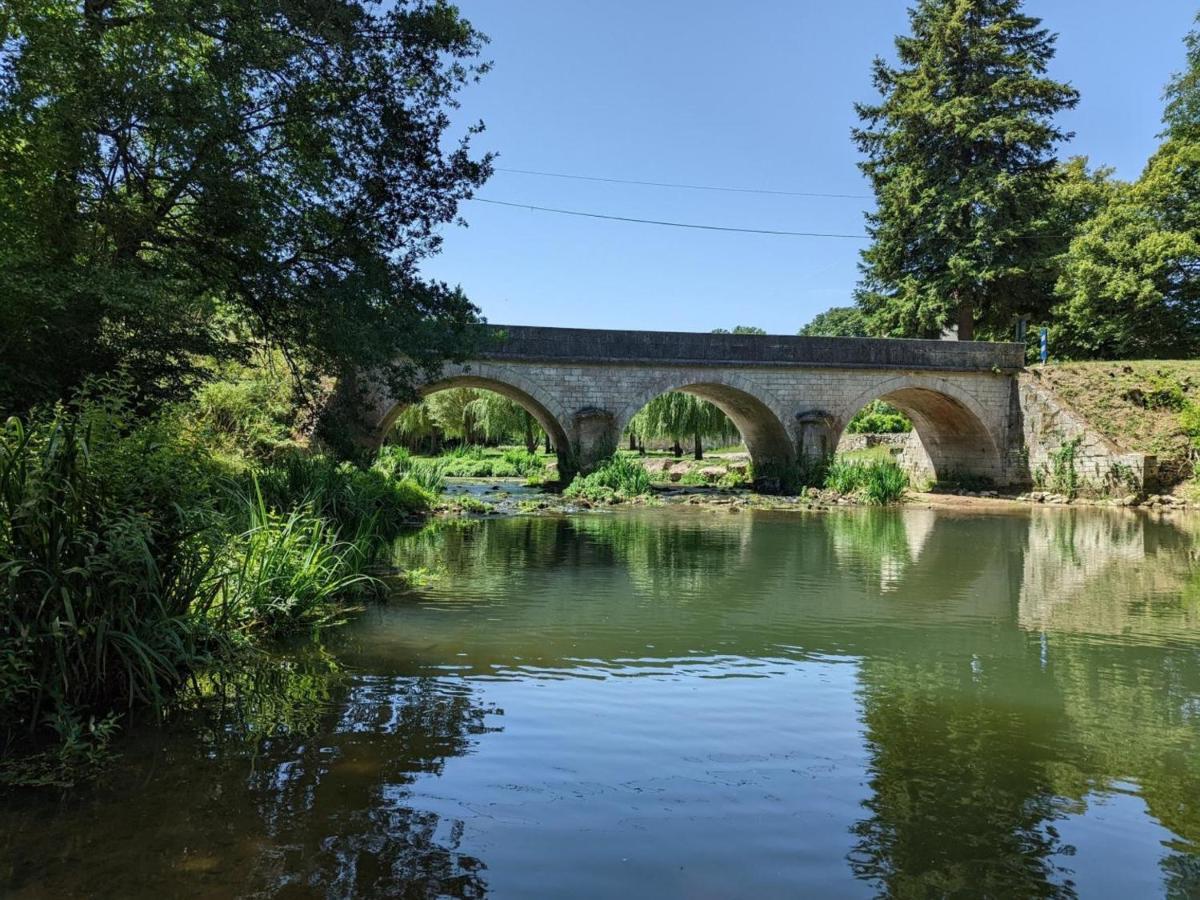 Gîte Puyréaux, 3 pièces, 4 personnes - FR-1-653-98 Extérieur photo